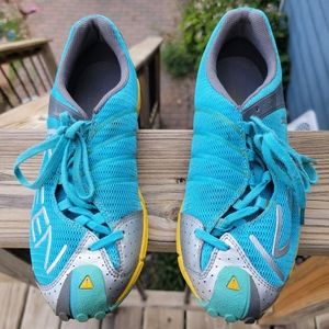Teal Keen Tennis Shoes size 9.5
